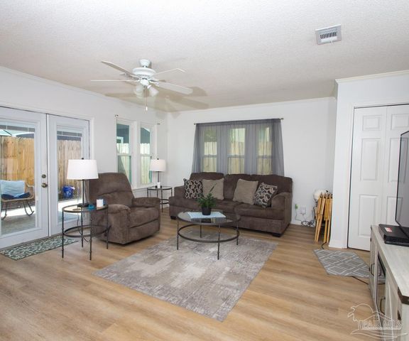 3505 Parkwood Ave, Pensacola, FL 32504