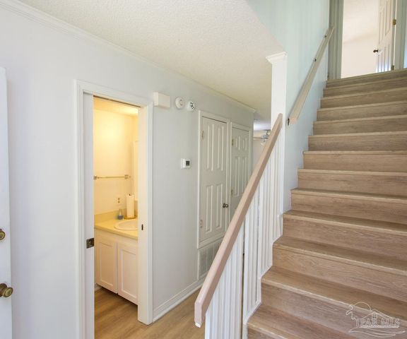 3505 Parkwood Ave, Pensacola, FL 32504