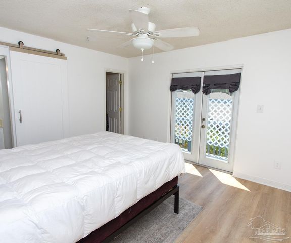 3505 Parkwood Ave, Pensacola, FL 32504