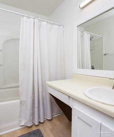 3505 Parkwood Ave, Pensacola, FL 32504