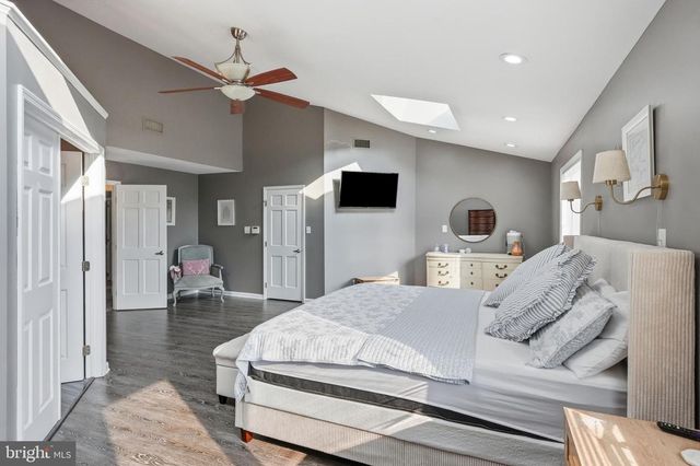 276 GREENTREE RD, Sewell, NJ 08080