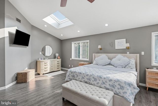 276 GREENTREE RD, Sewell, NJ 08080