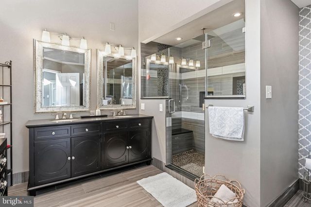 276 GREENTREE RD, Sewell, NJ 08080