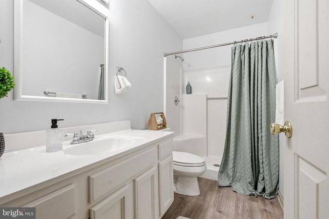 276 GREENTREE RD, Sewell, NJ 08080