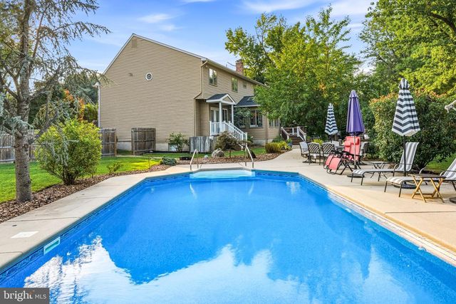 276 GREENTREE RD, Sewell, NJ 08080