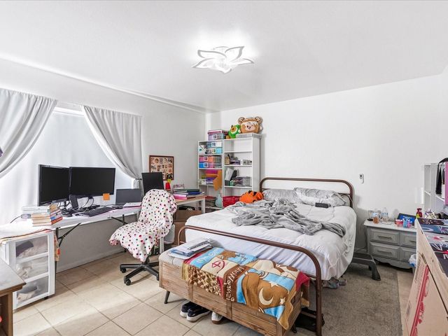 2403 DUKE LN, Port Charlotte, FL 33952