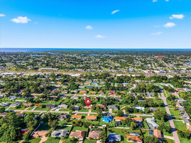 2403 DUKE LN, Port Charlotte, FL 33952