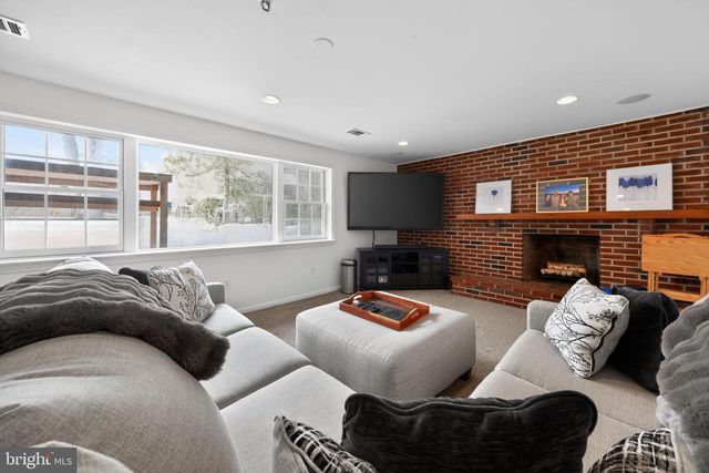 123 PEARL CROFT RD, Cherry Hill, NJ 08034