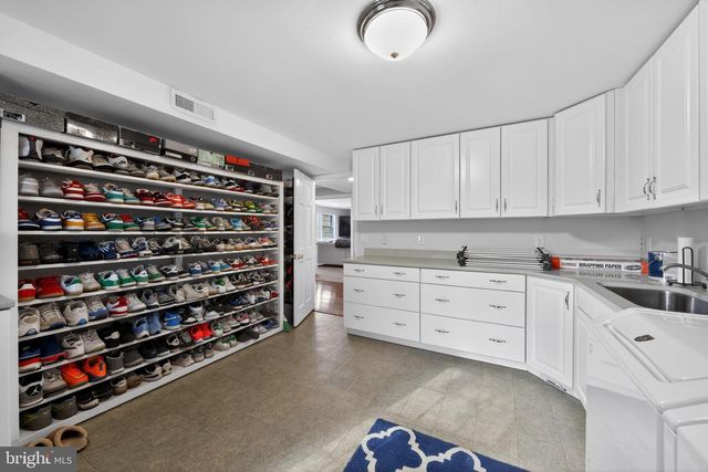 123 PEARL CROFT RD, Cherry Hill, NJ 08034