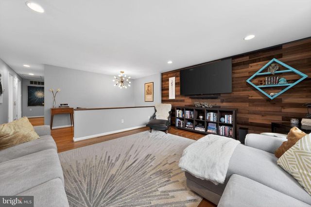 123 PEARL CROFT RD, Cherry Hill, NJ 08034