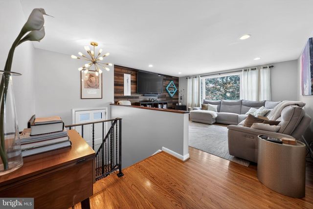 123 PEARL CROFT RD, Cherry Hill, NJ 08034