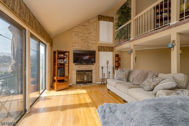 3334 Bloomingdale Dr, Hillsborough Twp., NJ 08844