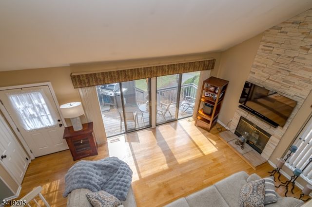 3334 Bloomingdale Dr, Hillsborough Twp., NJ 08844