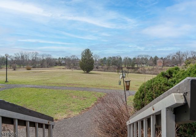 3334 Bloomingdale Dr, Hillsborough Twp., NJ 08844