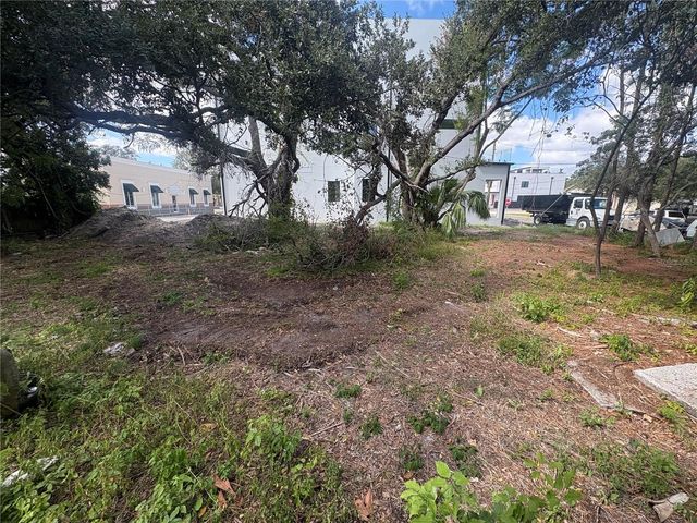 2318 W NORTH B STREET, Tampa, FL 33609