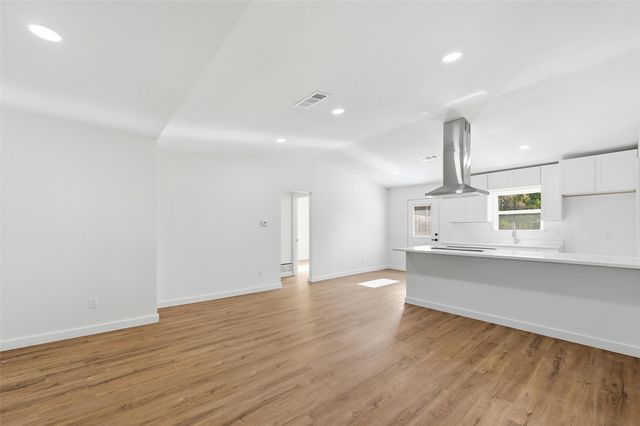 9666 Limestone Drive, Dallas, TX 75217