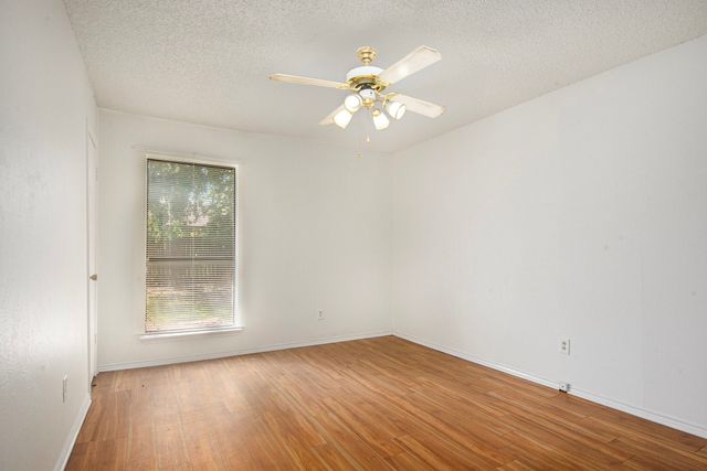 6819 W Cleburne Road, Fort Worth, TX 76133