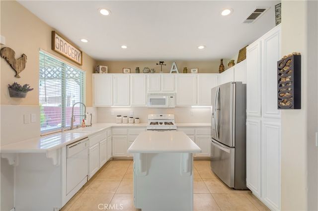 42904 Via Alhama, Temecula, CA 92592