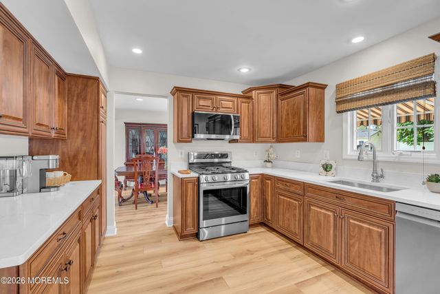 26 Rothbard Road, Hazlet, NJ 07730