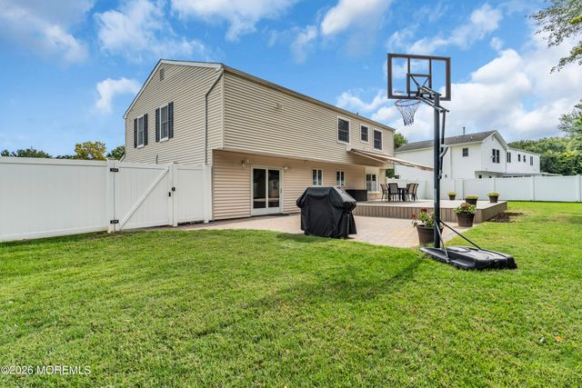 26 Rothbard Road, Hazlet, NJ 07730