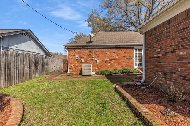 5734 DUNWOODY AVE, Memphis, TN 38120