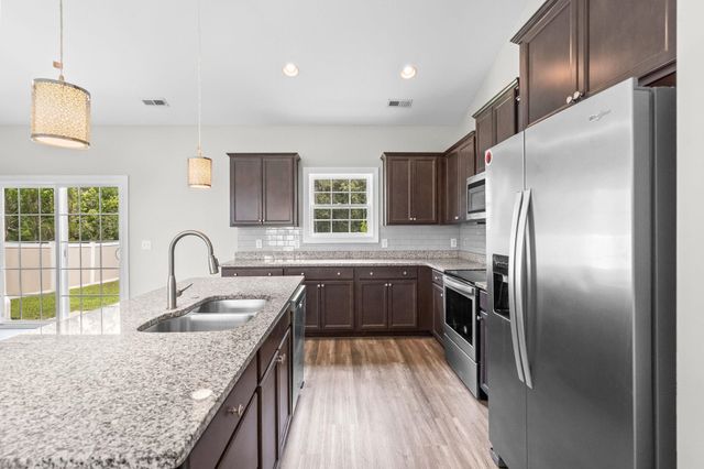 642 Sunny Pond Ln., Aynor, SC 29511