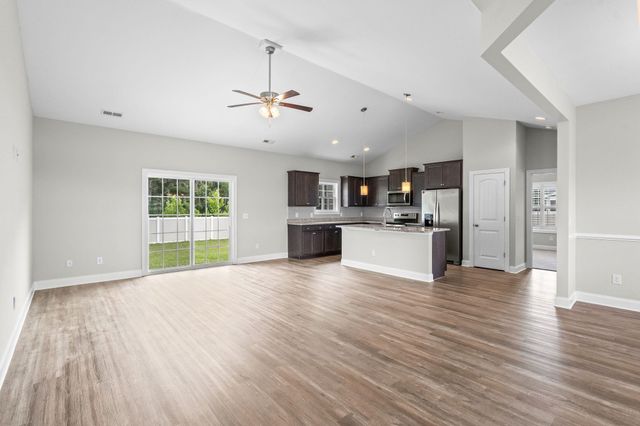 642 Sunny Pond Ln., Aynor, SC 29511