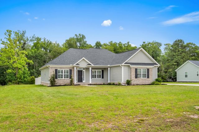 642 Sunny Pond Ln., Aynor, SC 29511