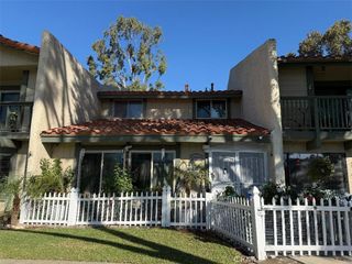 1466 Camelot, Corona, CA 92882