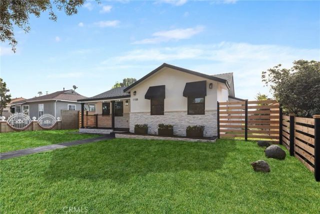 1108 Williamson Avenue, Fullerton, CA 92833