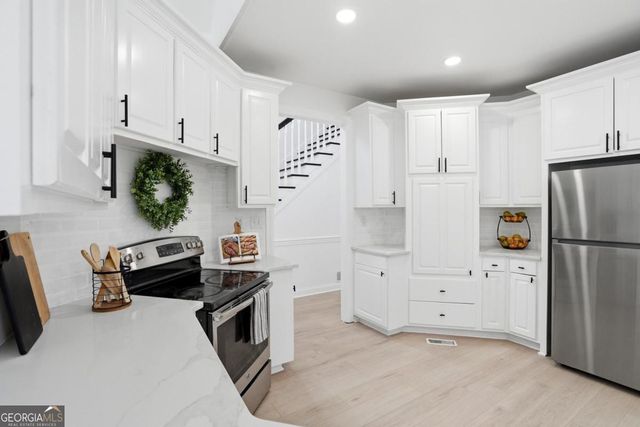 6110 Robbs Crossing Drive, Cumming, GA 30041