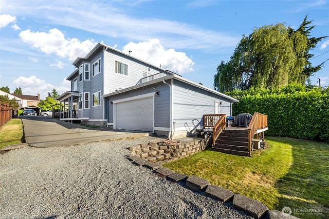 10821 Crestwood Drive S, Seattle, WA 98178
