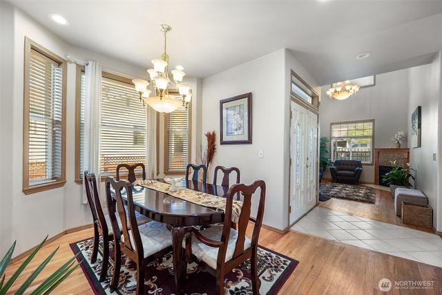 10821 Crestwood Drive S, Seattle, WA 98178