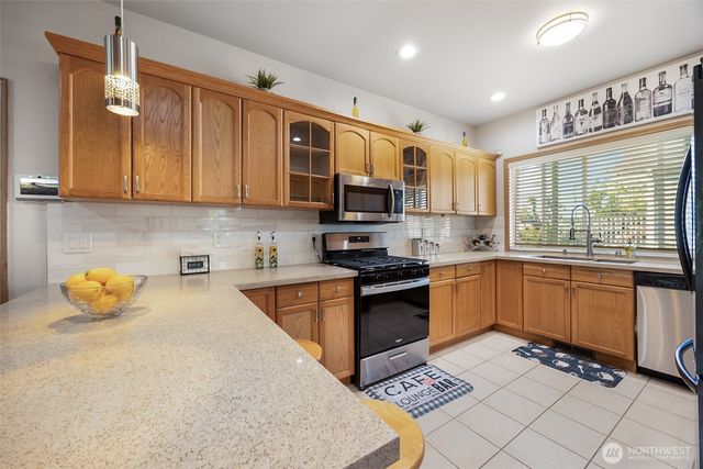 10821 Crestwood Drive S, Seattle, WA 98178