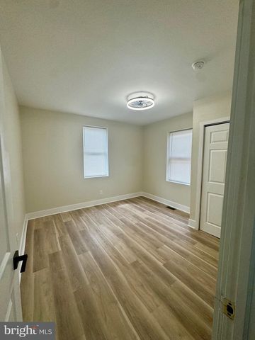 4550 N 17TH ST, Philadelphia, PA 19140