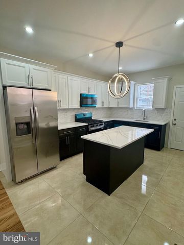 4550 N 17TH ST, Philadelphia, PA 19140