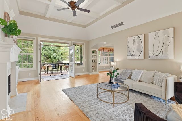 10041 Wading Crane Avenue, Fishers, IN 46055