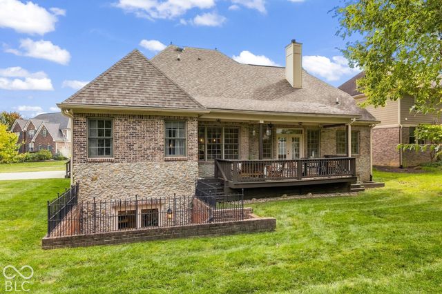 10041 Wading Crane Avenue, Fishers, IN 46055