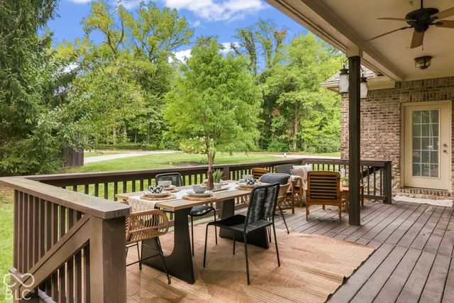 10041 Wading Crane Avenue, Fishers, IN 46055