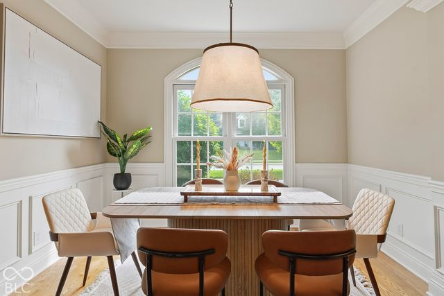 10041 Wading Crane Avenue, Fishers, IN 46055