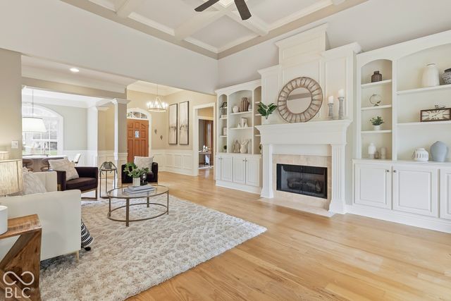 10041 Wading Crane Avenue, Fishers, IN 46055