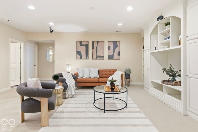 10041 Wading Crane Avenue, Fishers, IN 46055