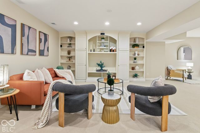 10041 Wading Crane Avenue, Fishers, IN 46055