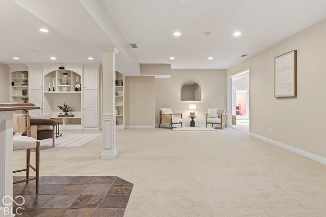 10041 Wading Crane Avenue, Fishers, IN 46055