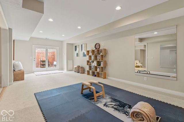 10041 Wading Crane Avenue, Fishers, IN 46055