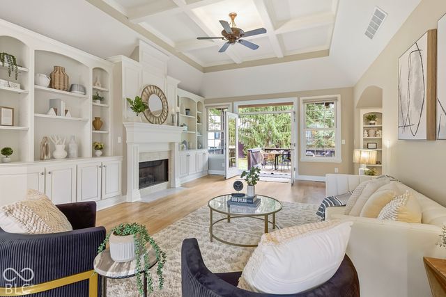 10041 Wading Crane Avenue, Fishers, IN 46055