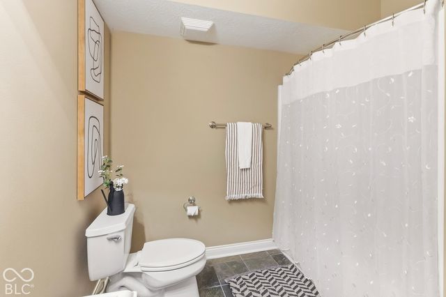 10041 Wading Crane Avenue, Fishers, IN 46055