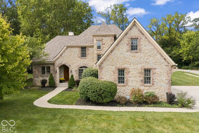10041 Wading Crane Avenue, Fishers, IN 46055