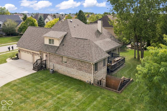 10041 Wading Crane Avenue, Fishers, IN 46055