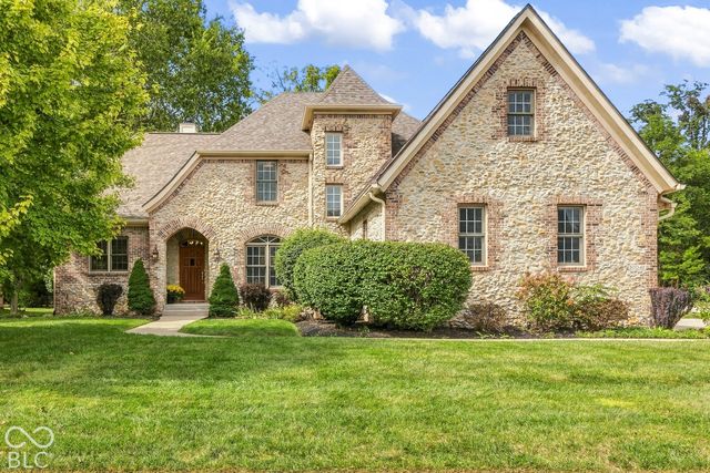 10041 Wading Crane Avenue, Fishers, IN 46055